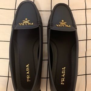 Sold❌Authentic Prada loafer size 38